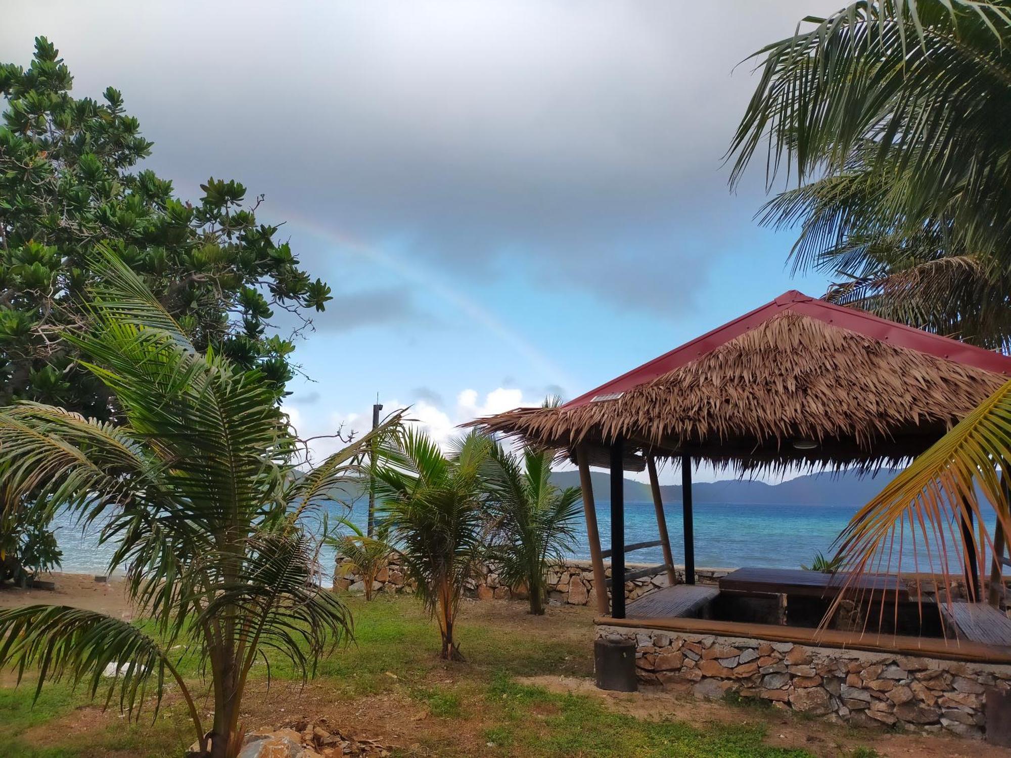 Sea U Inn Romblon Bagian luar foto